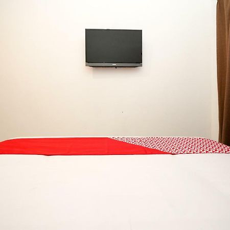 Oyo 969 Penginapan Darma I 수라바야 외부 사진